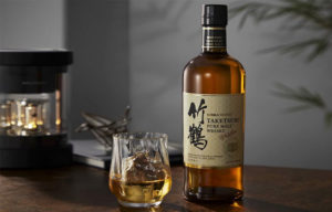 竹鶴25年の味・香りをレビューや口コミから評価 | ウイスキーを知る